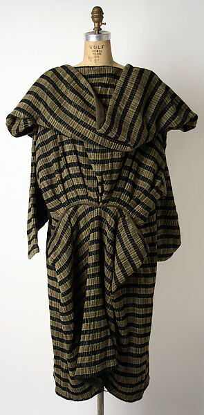 Dress, Issey Miyake (Japanese, 1938–2022), wool/cotton blend, Japanese 