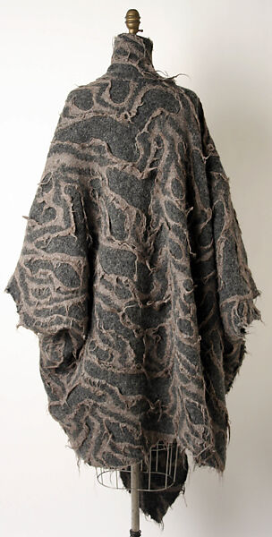 Cape, Issey Miyake (Japanese, 1938–2022), wool, acrylic, other blend, Japanese