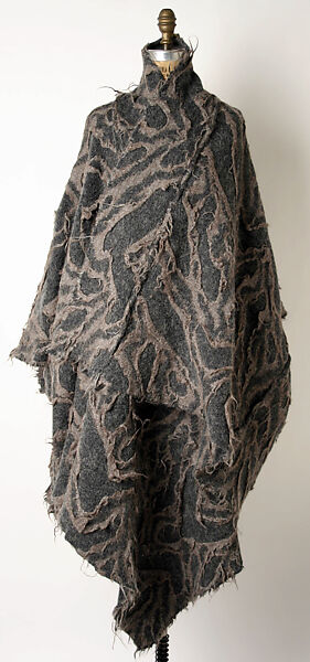 Cape, Issey Miyake (Japanese, 1938–2022), wool, acrylic, other blend, Japanese 