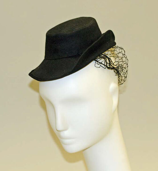 Hat, Schiaparelli (French, founded 1927), wool, French 