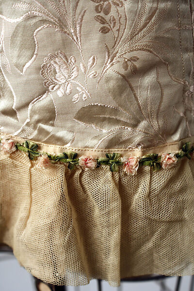 Girdle, silk, American or European