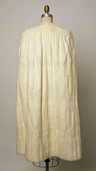 Cape, Henri Bendel (American, founded 1895), fur, silk, metallic thread, American