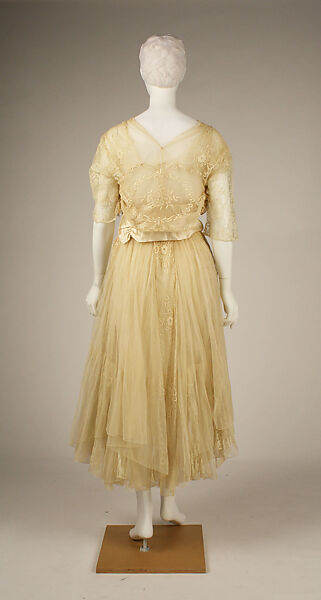 Evening dress, [no medium available], American or European