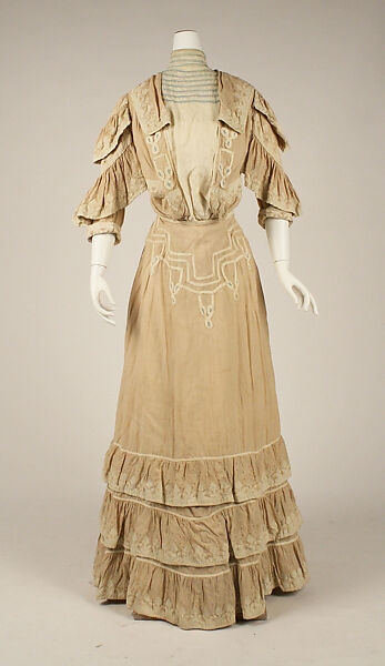 Walking dress, linen, American 