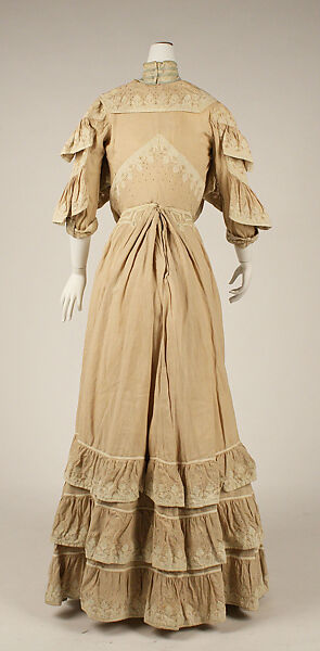 Walking dress, linen, American