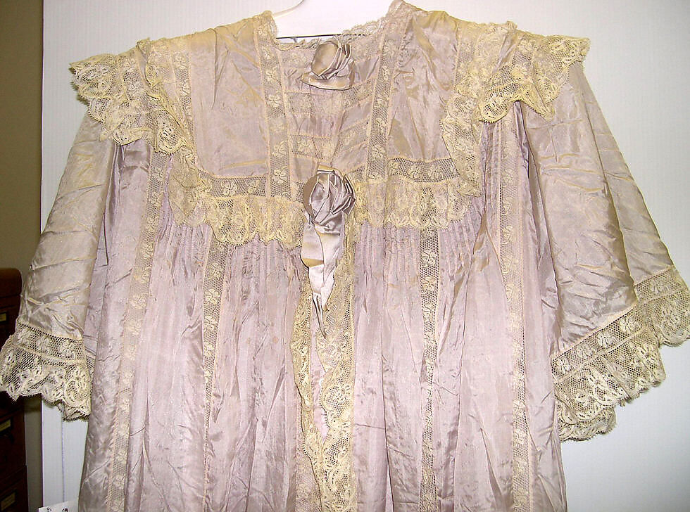 Negligée, silk, cotton, American or European