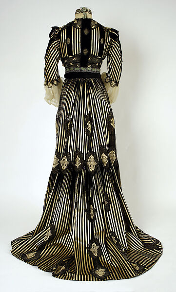 Dress, M. A. Robb, [no medium available], American