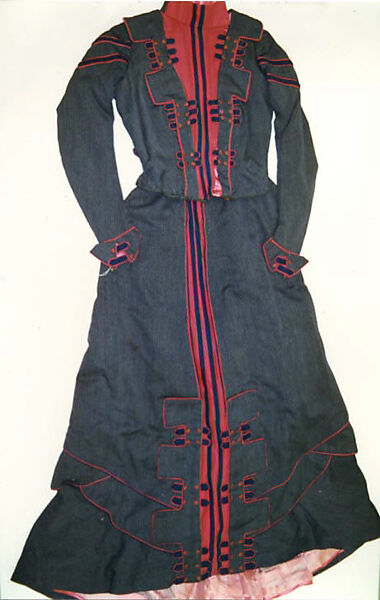 Walking dress, (a, b) M. A. Robb, wool, French