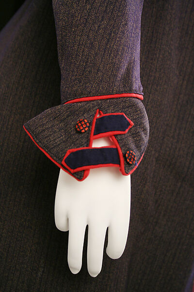 Walking dress, (a, b) M. A. Robb, wool, French