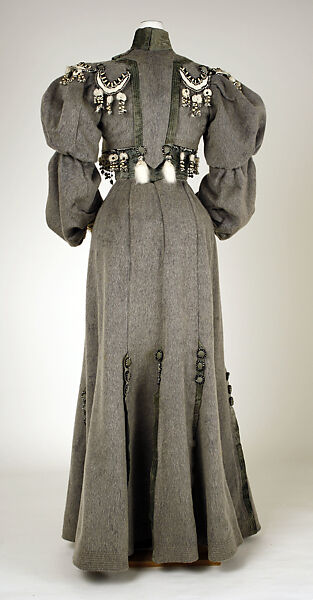Dress, Bon Marché (French, founded ca. 1852), wool, velvet, French