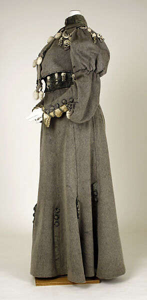 Dress, Bon Marché (French, founded ca. 1852), wool, velvet, French