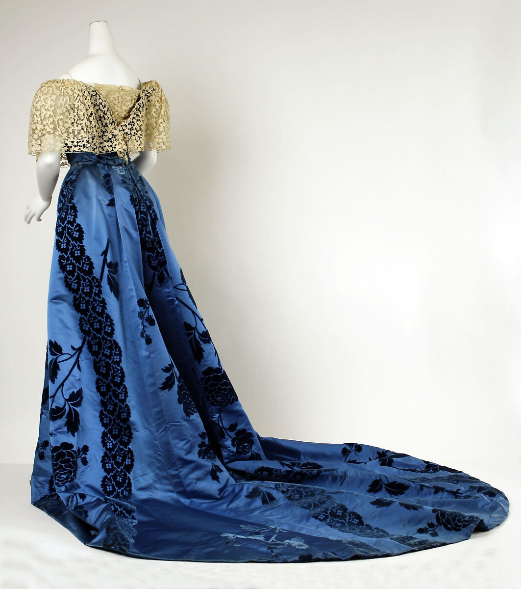 Evening dress, House of Worth (French, 1858–1956), silk, cotton, French