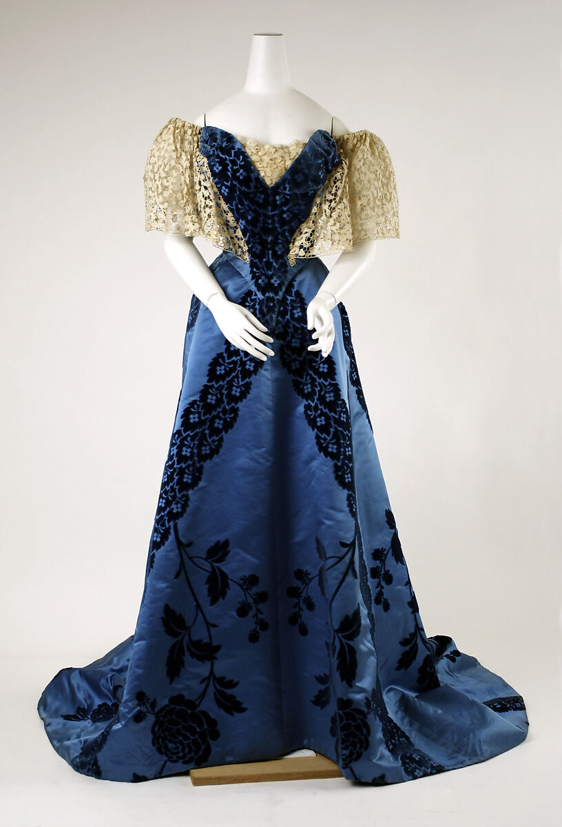 Evening dress, House of Worth (French, 1858–1956), silk, cotton, French 
