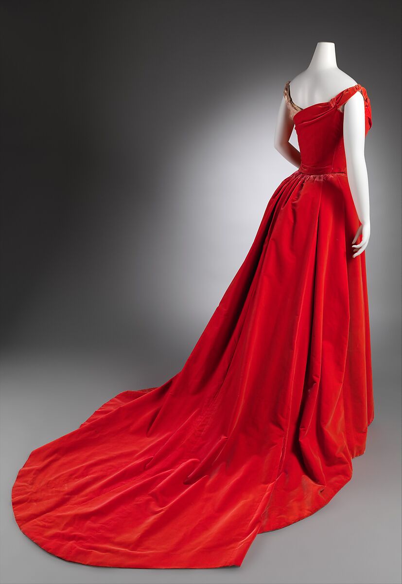 Ball gown, Attributed to House of Worth (French, 1858–1956), silk, French