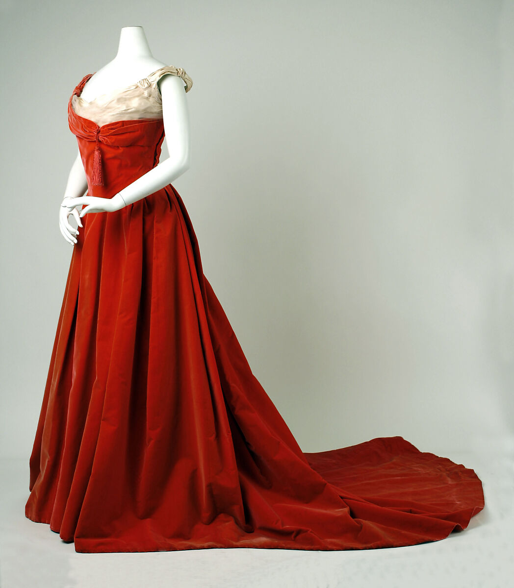 Ball gown, Attributed to House of Worth (French, 1858–1956), silk, French