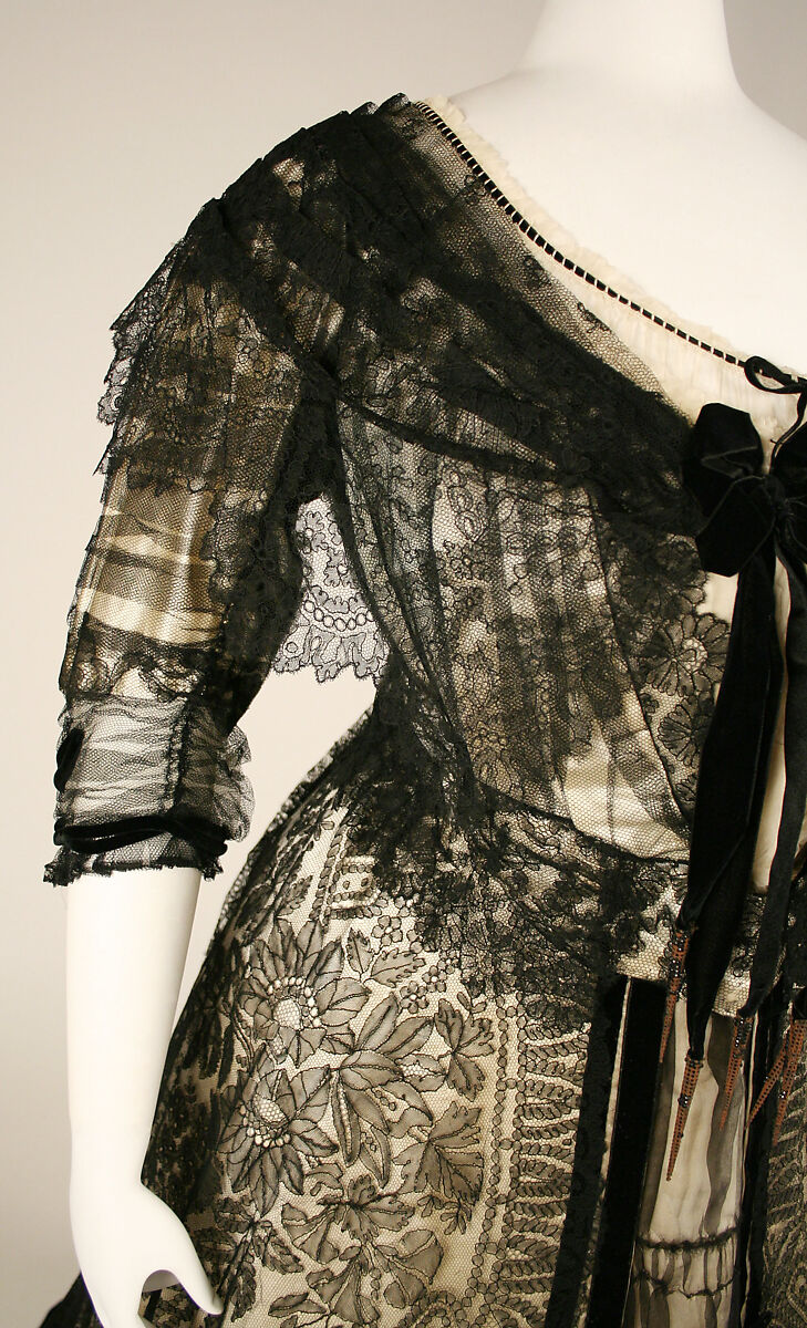 Dinner dress, silk, cotton, metal, British