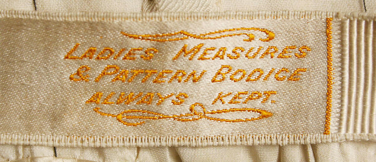 Dinner dress, silk, cotton, metal, British