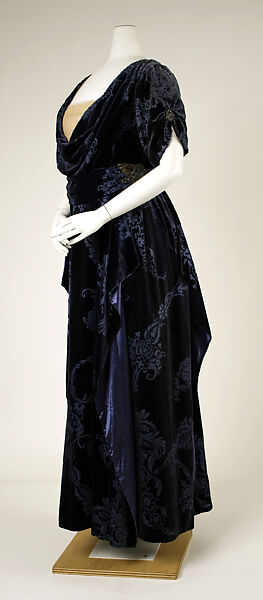 Evening dress, House of Worth (French, 1858–1956), silk, metallic thread, glass, French