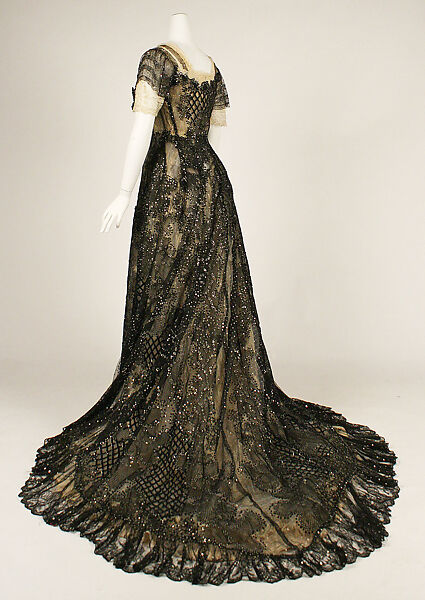 Evening dress, silk, metal, American