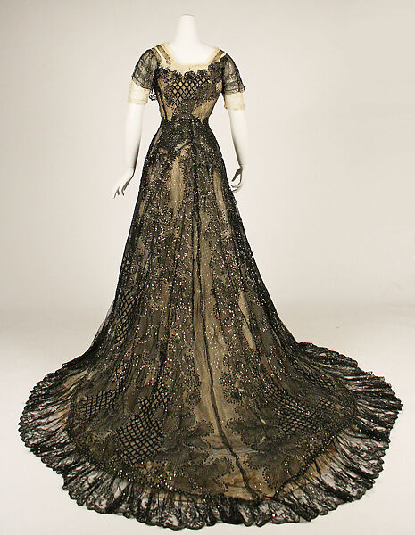 Evening dress, silk, metal, American