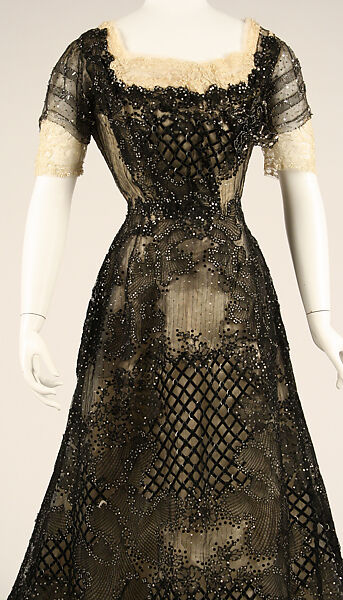Evening dress, silk, metal, American
