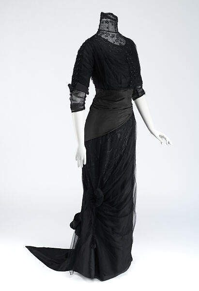 Dinner dress, [no medium available], American