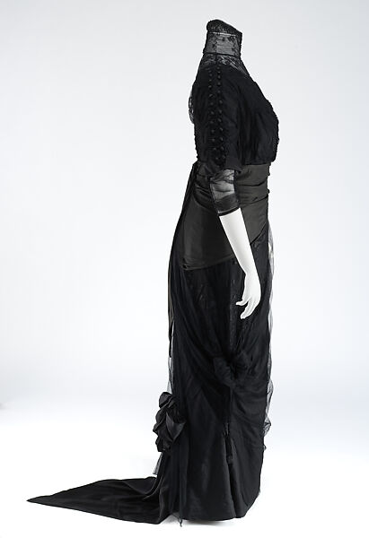 Dinner dress, [no medium available], American