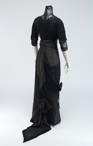 Dinner dress, [no medium available], American