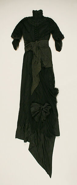 Dinner dress, [no medium available], American