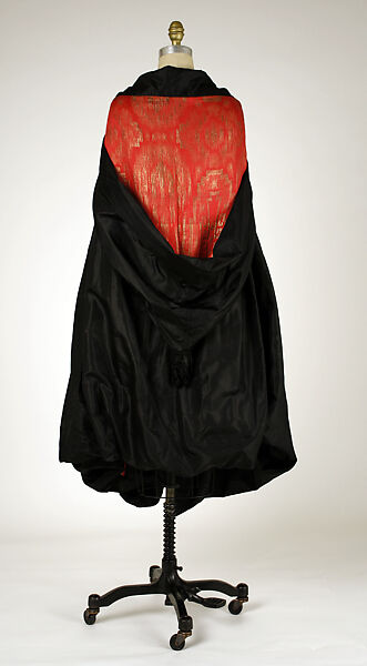 Evening wrap, Attributed to House of Worth (French, 1858–1956), silk, metallic, probably French