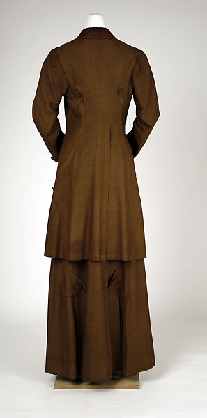 Suit, silk, British