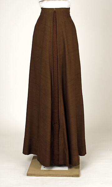 Suit, silk, British