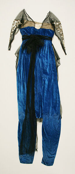 Evening dress, silk, cotton, metallic thread, glass, shell, American