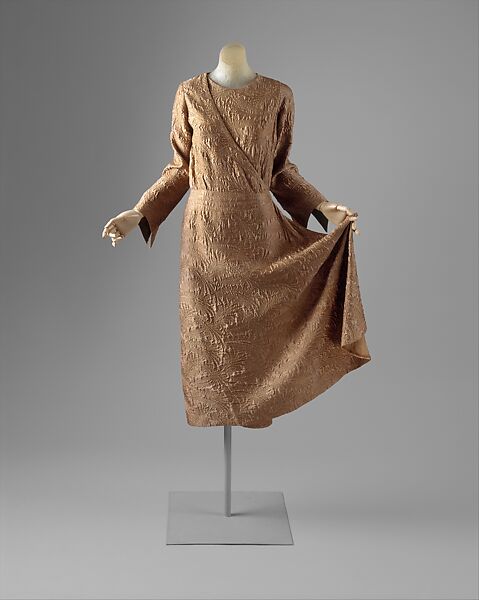 Afternoon ensemble, (a) House of Worth (French, 1858–1956), (a) silk; (b) silk, feathers, French 