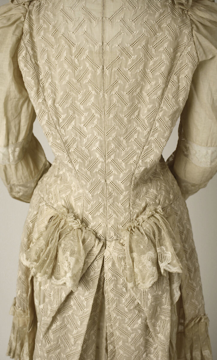 Tea gown, cotton, American