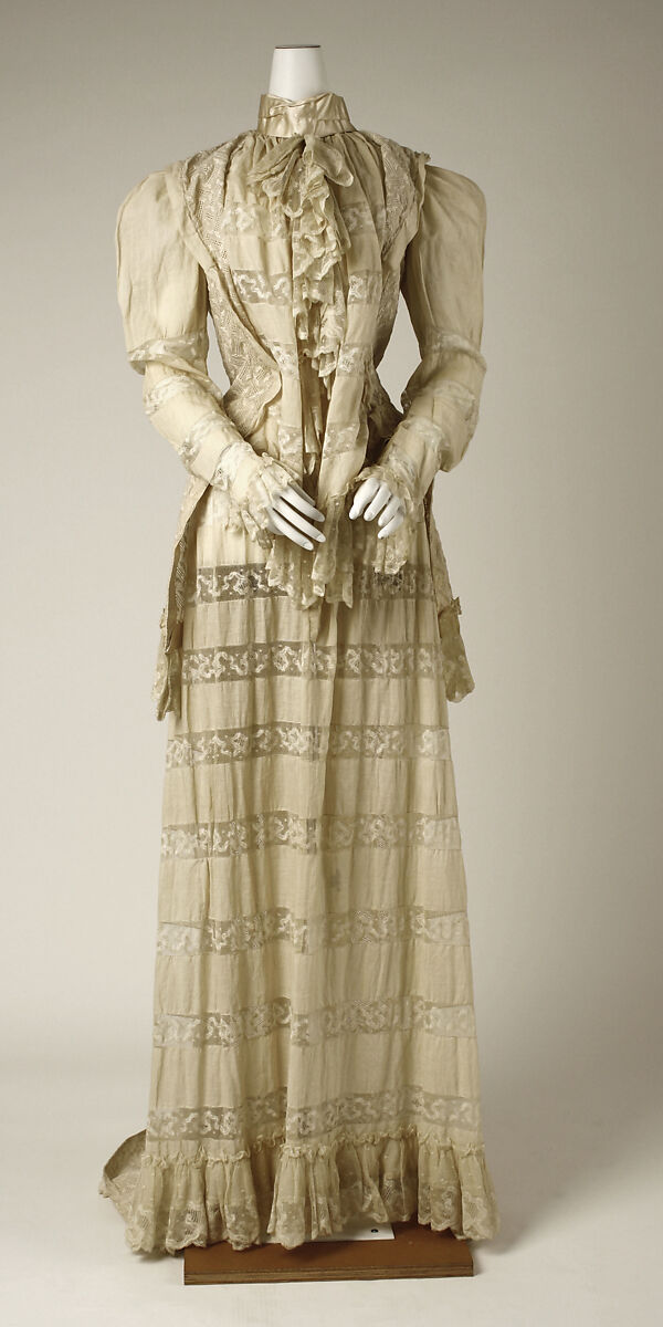 Tea gown, cotton, American 