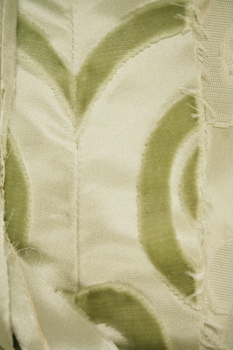 Ensemble, (a, b) House of Worth (French, 1858–1956), (a, b) silk, simulated pearls, rhinestones
(c, d) silk, wood, metal, rhinestones, French