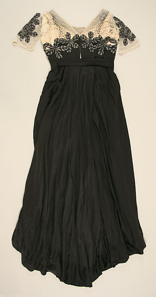 Evening dress, House of Worth (French, 1858–1956), silk, beads, stones, simulated pearls, French