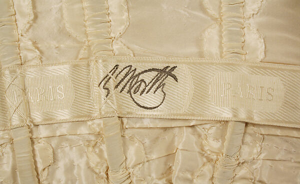 Evening dress, House of Worth (French, 1858–1956), silk, glass, French