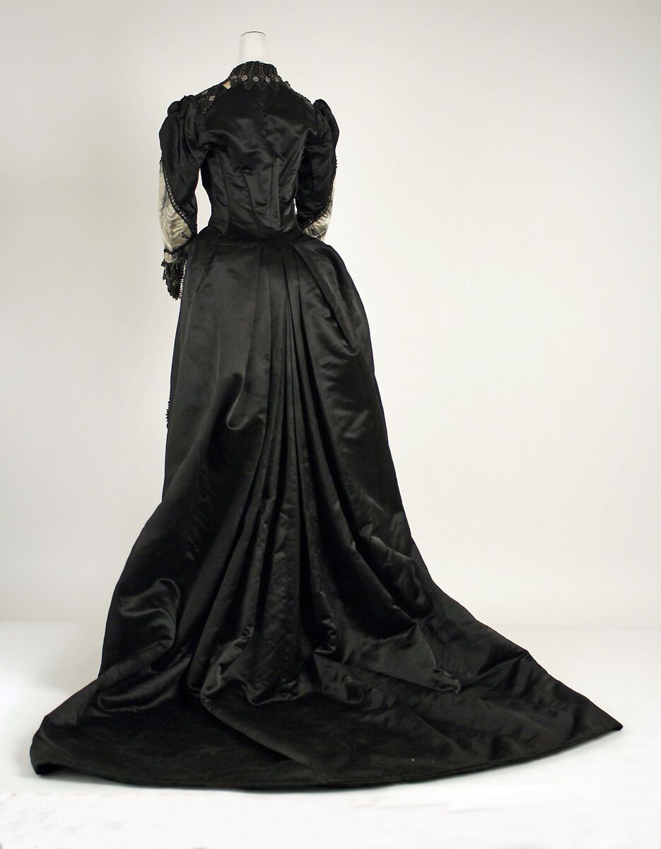 Evening dress, Dora Floerckey (American, 1858–1904), silk, glass, cotton, American