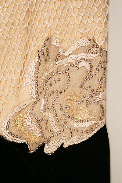 Evening dress, Attributed to House of Worth (French, 1858–1956), silk, glass beads, French
