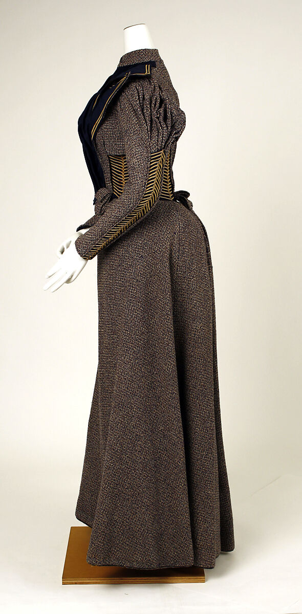 Walking dress, wool, silk, American