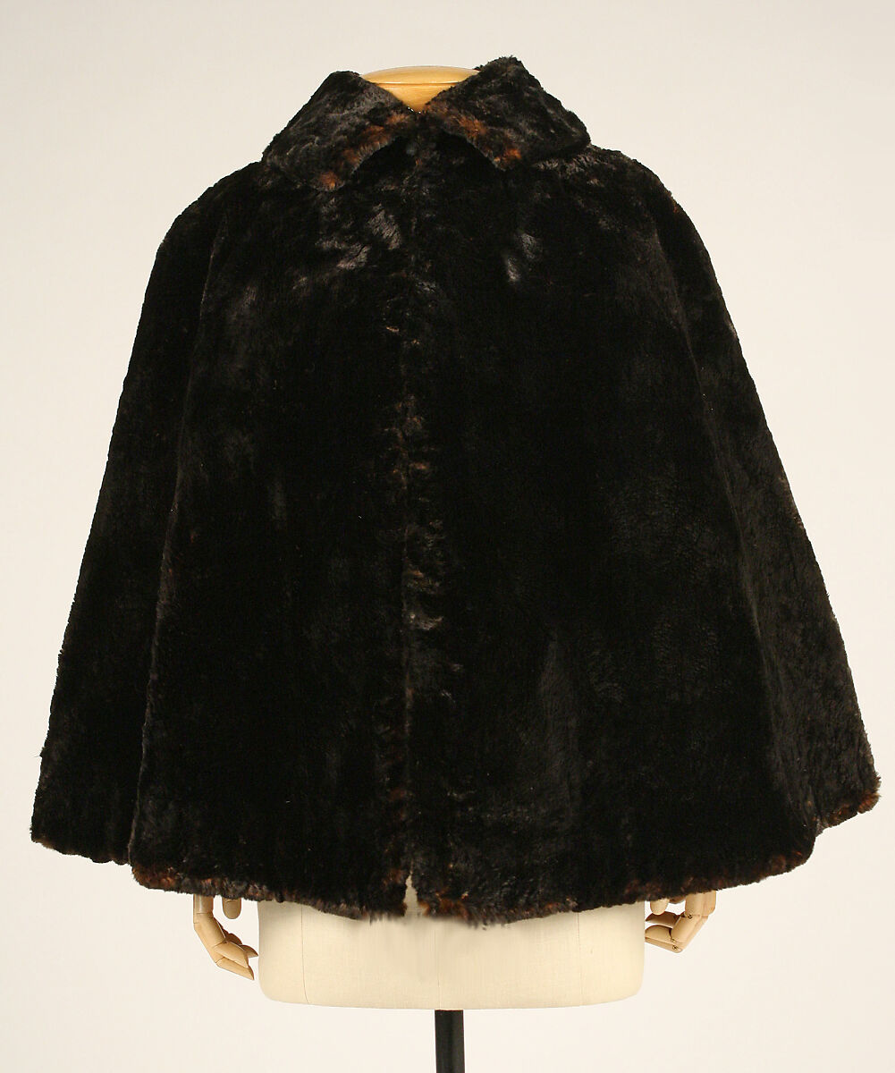 Cape, fur, American 