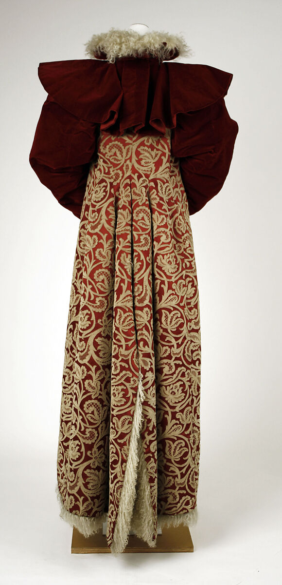 Evening robe, silk, fur, probably French