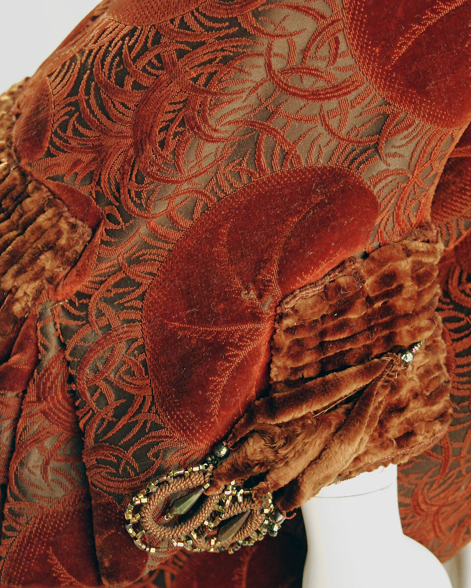 Ensemble, silk, French