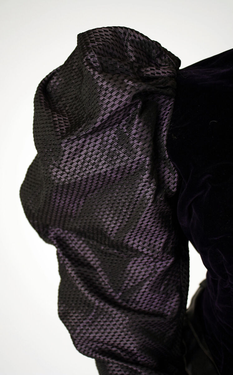 Ensemble, Mrs. J. R. Hood, [no medium available], American