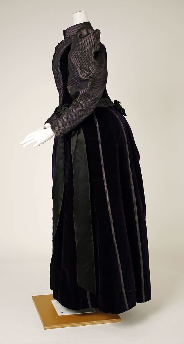 Ensemble, Mrs. J. R. Hood, [no medium available], American
