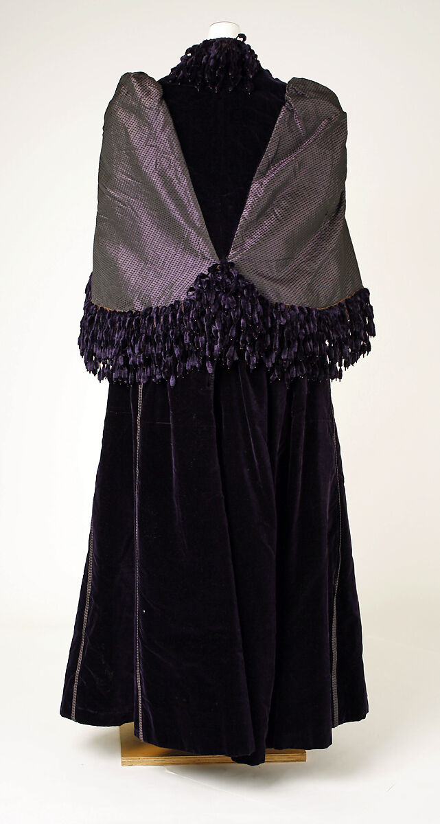 Ensemble, Mrs. J. R. Hood, [no medium available], American