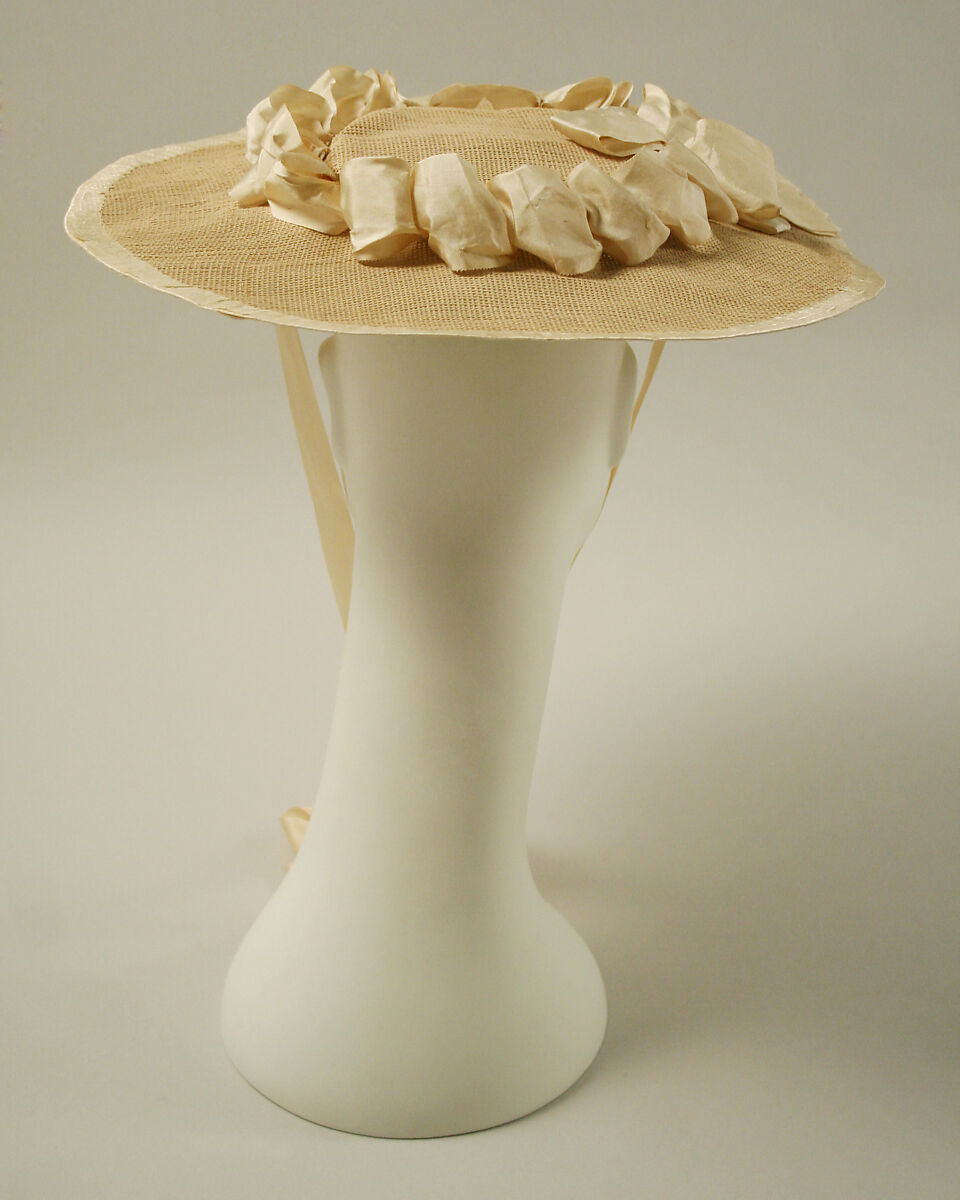 Hat, raffia, silk, British