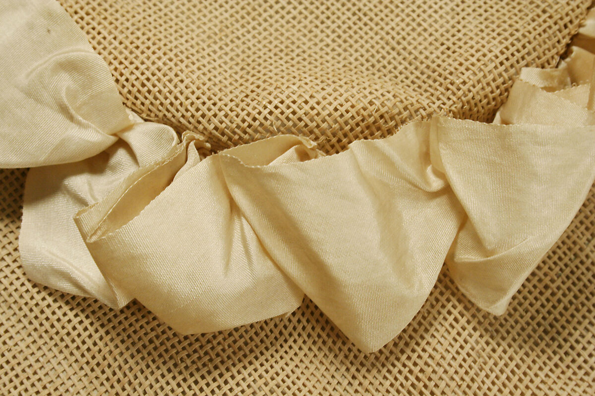 Hat, raffia, silk, British